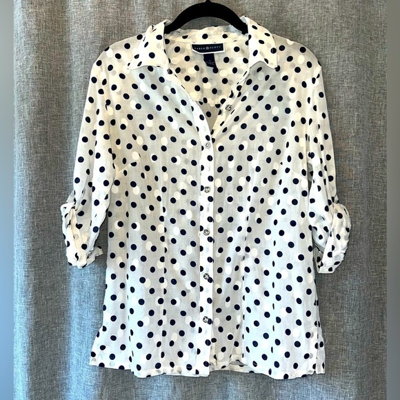 *Women's Karen Scott lightweight button down top Small - Picture 1 of 5